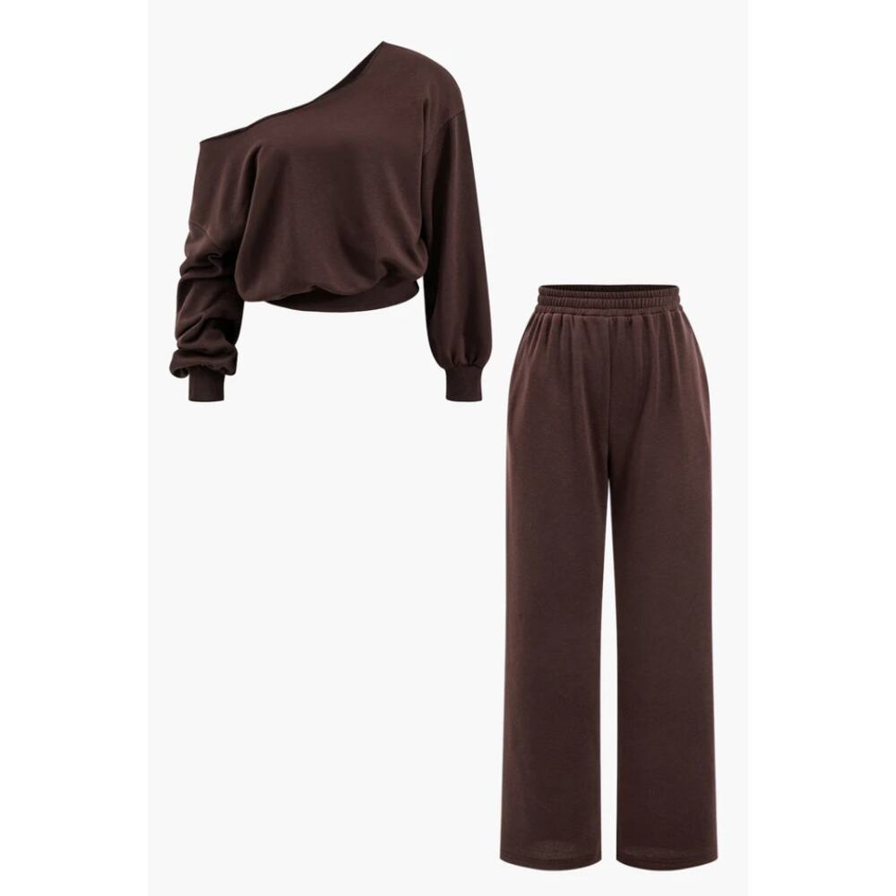 Women’s Two-Piece Off-Shoulder Lounge Set in Brown
